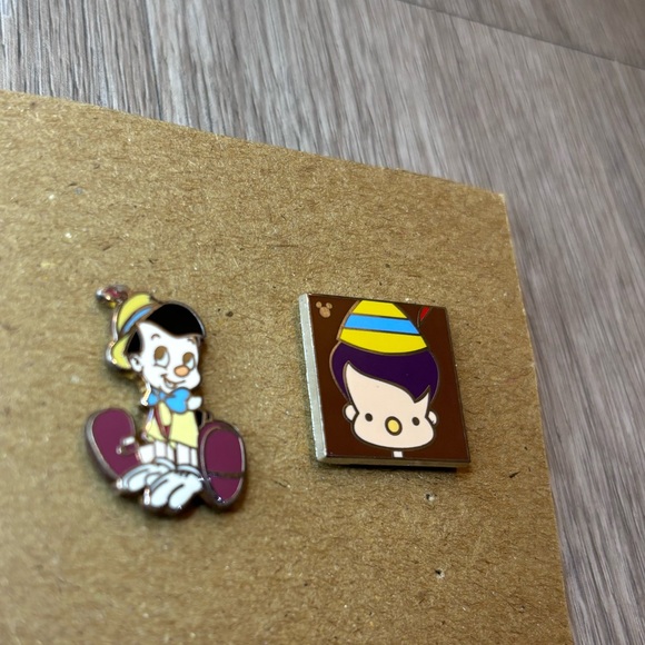 Pinocchio Disney Authentic Pins - Picture 2 of 3
